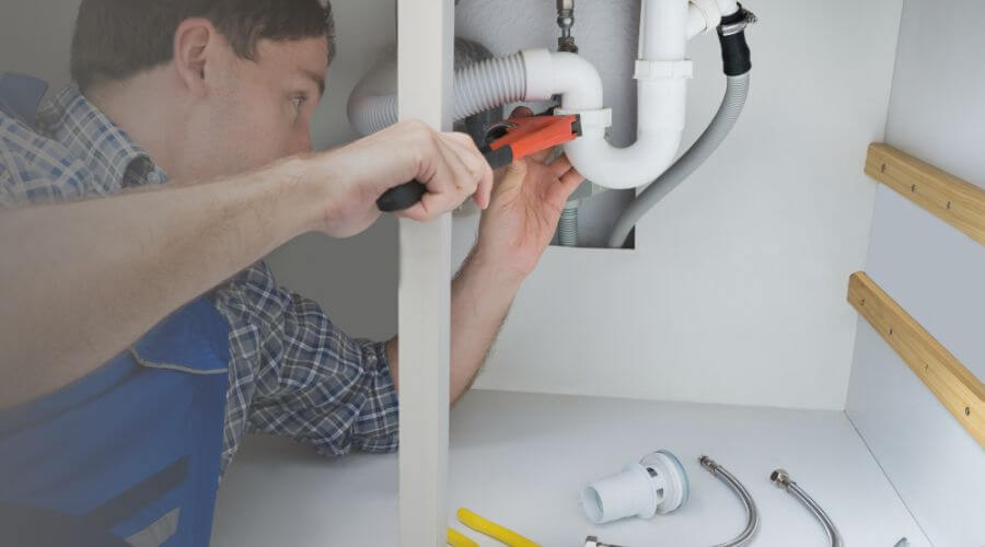 Professional sink repair in Branscomb, CA